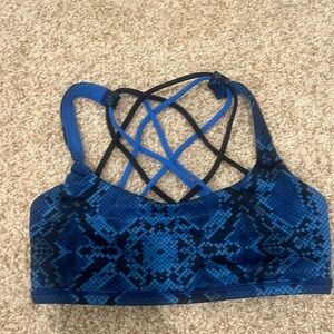 Lululemon sports bra size 2 new without tags